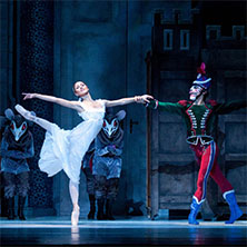 Balet Dziadek do orzech&oacute;w