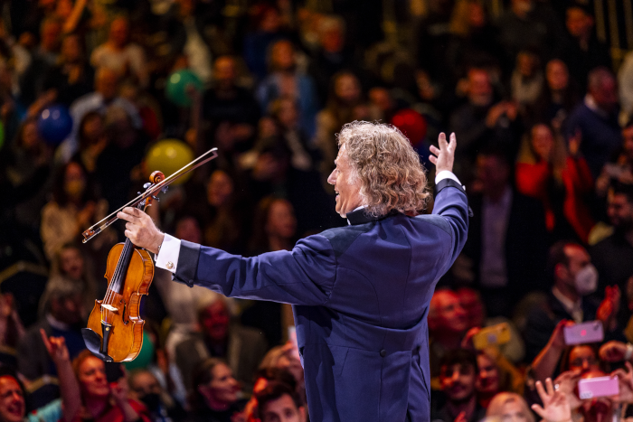 Andr&eacute; Rieu and Johann Strauss Orchestra