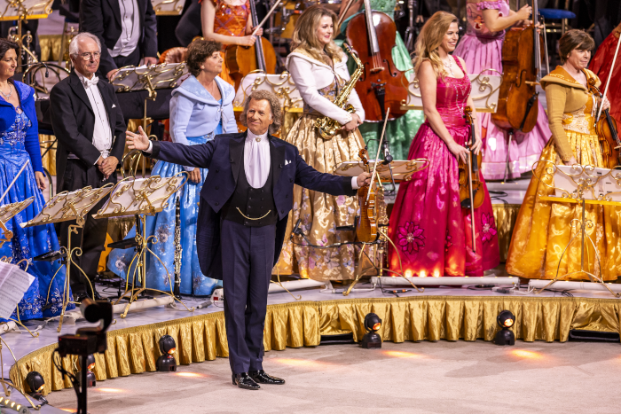 Andr&eacute; Rieu and Johann Strauss Orchestra