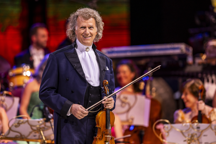 Andr&eacute; Rieu and Johann Strauss Orchestra