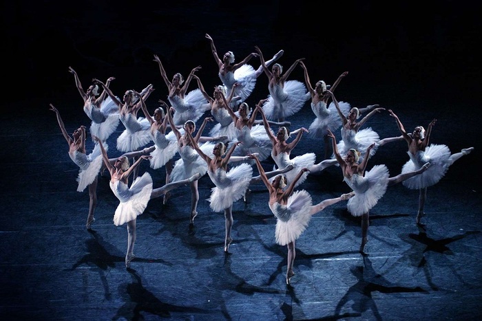 MOSCOW CITY BALLET - JEZIORO ŁABĘDZIE