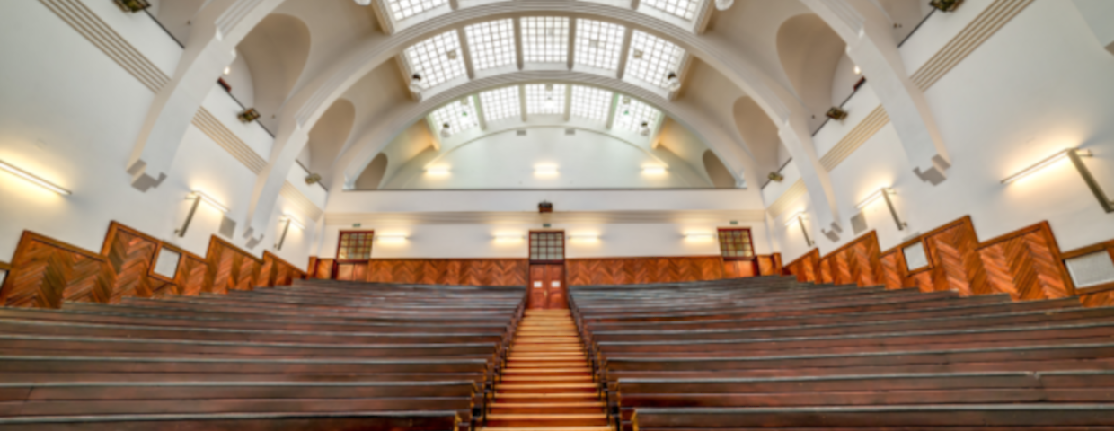 Aula Szkoły Gł&oacute;wnej Handlowej